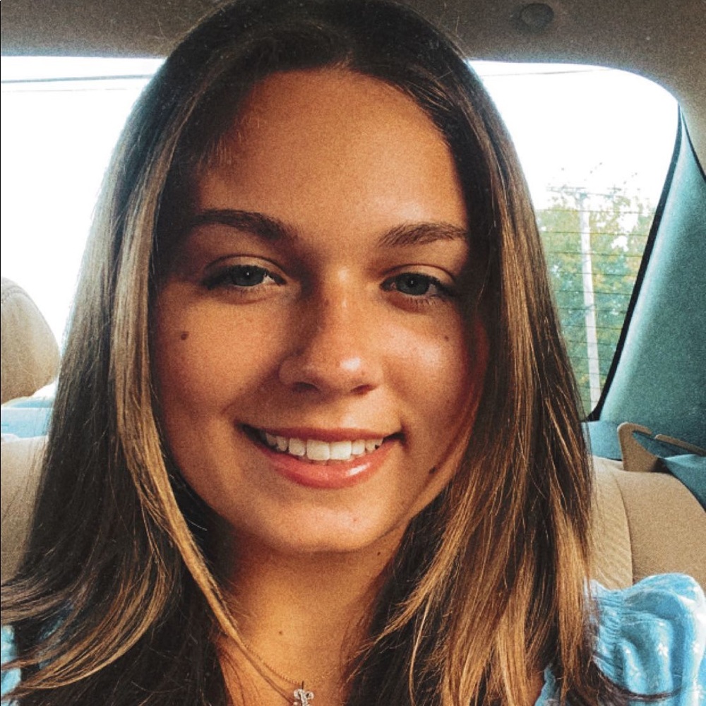 Meet your Posher, Leah